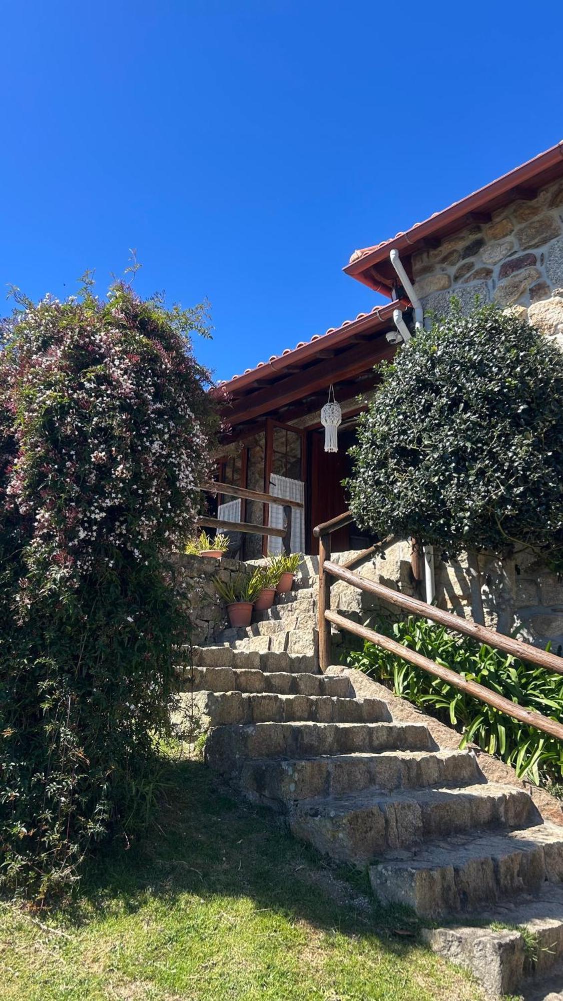 Casa Das Andorinhas Селорику-ди-Башту Экстерьер фото